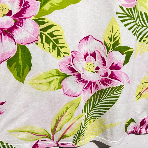 Reformation floral top size XS T shirt Tunic: : Box E-02: - Picture 3 of 6